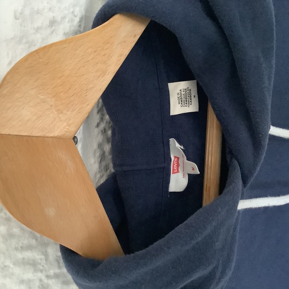 Levi’s Cropped Hoodie - Size M - Red, White & Blue - Cotton - P2P 23” - Picture 8 of 8